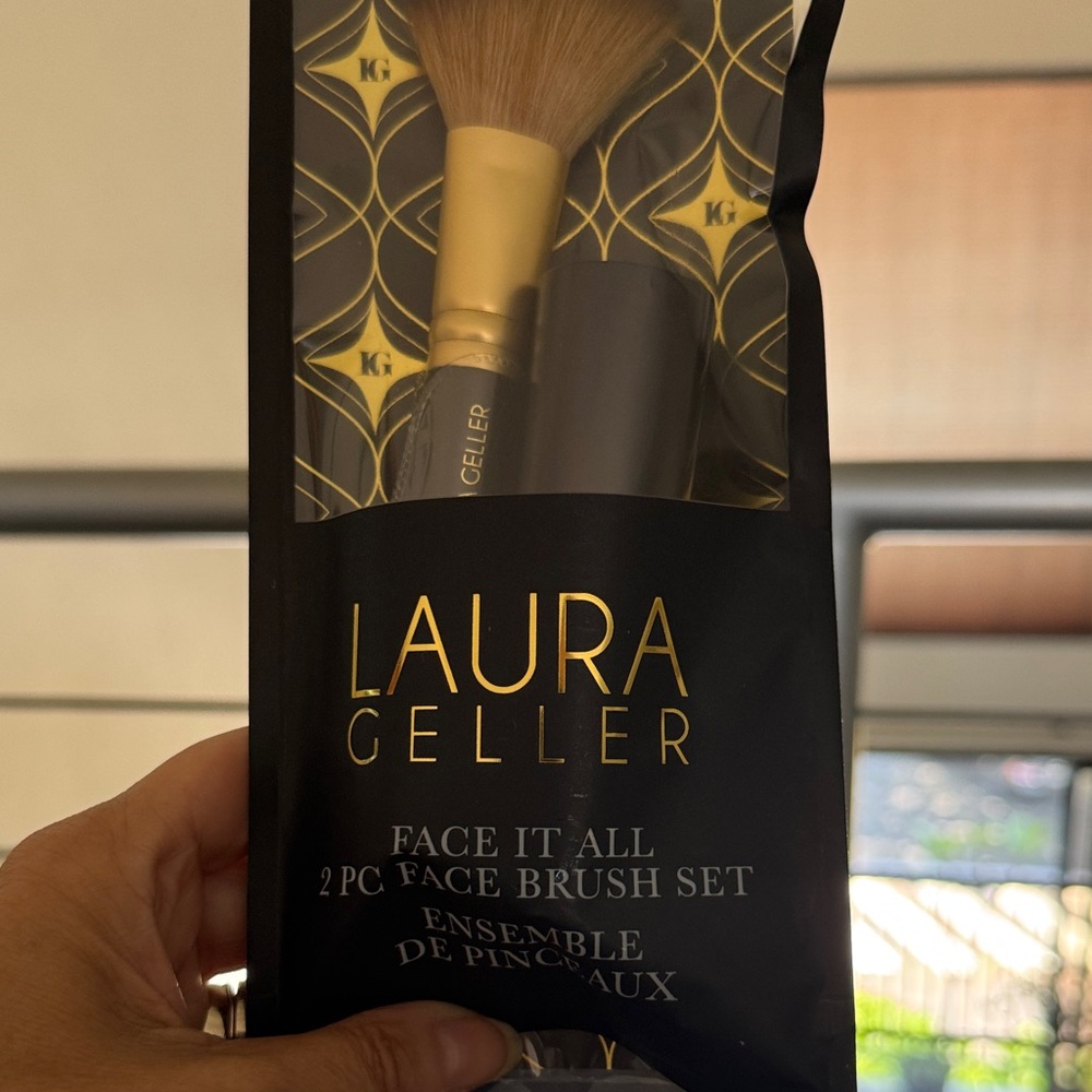 Laura Geller Face It All Brush Set - Black and Gold
